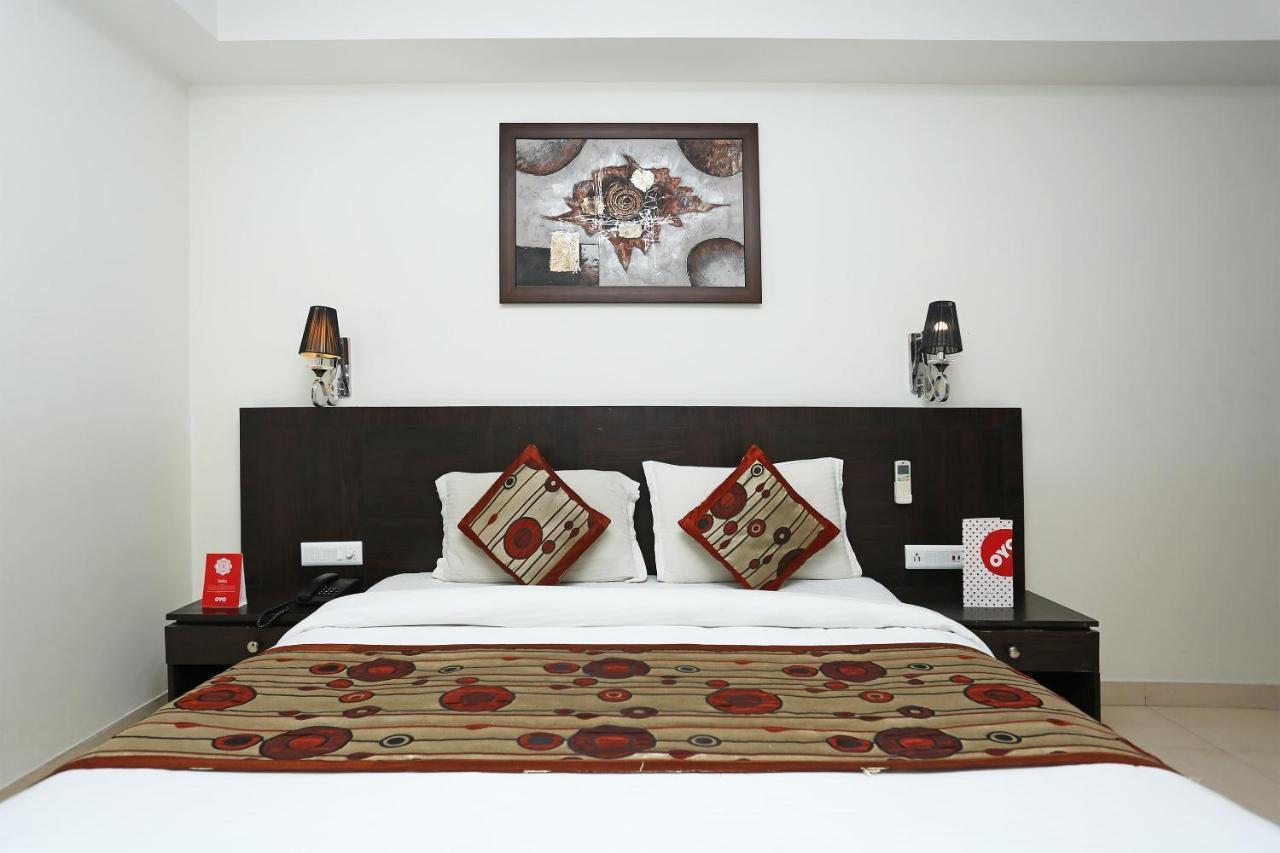 Capital O 3600 Hotel Royal Windsor Kāthgodām Buitenkant foto